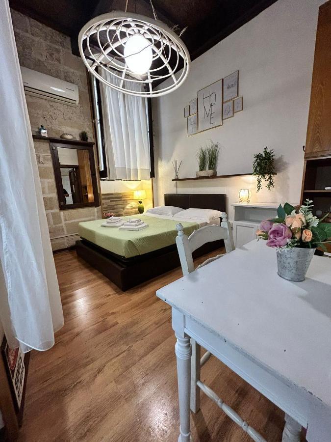 Palazzo Prioli Room Lecce Esterno foto